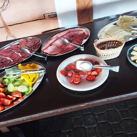 Fehérló Vendégház&restaurant