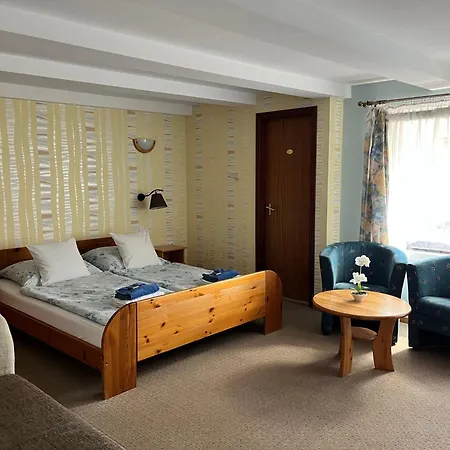 Feherlo Vendeghaz & Restaurant 4*
