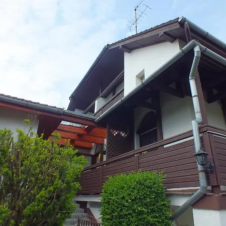 Feherlo Vendeghaz & Restaurant بيت ضيافة 4*