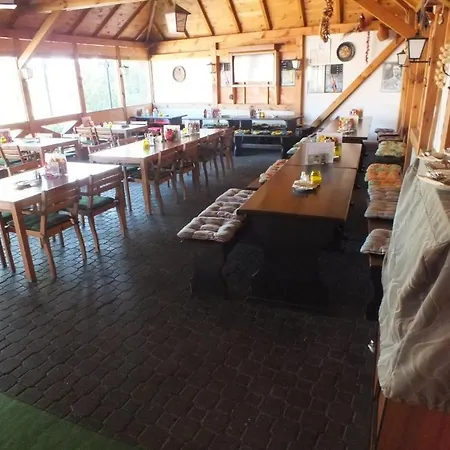 Feherlo Vendeghaz & Restaurant בית הארחה Bük