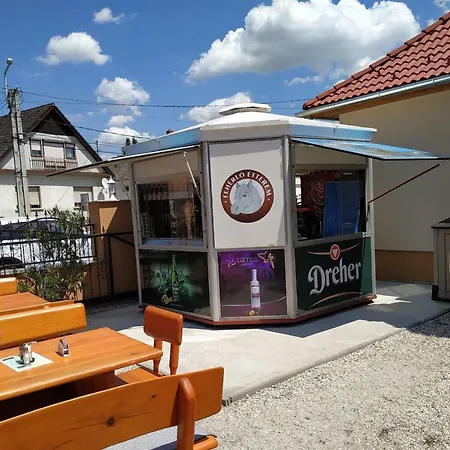 Feherlo Vendeghaz & Restaurant * Bük