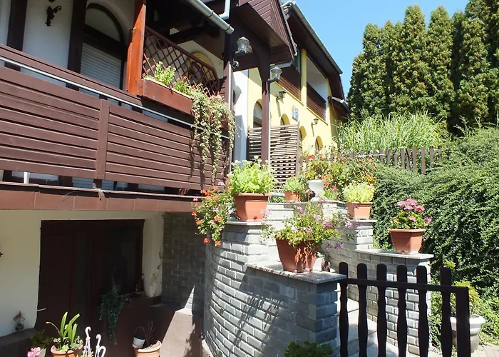Feherlo Vendeghaz & Restaurant Bük