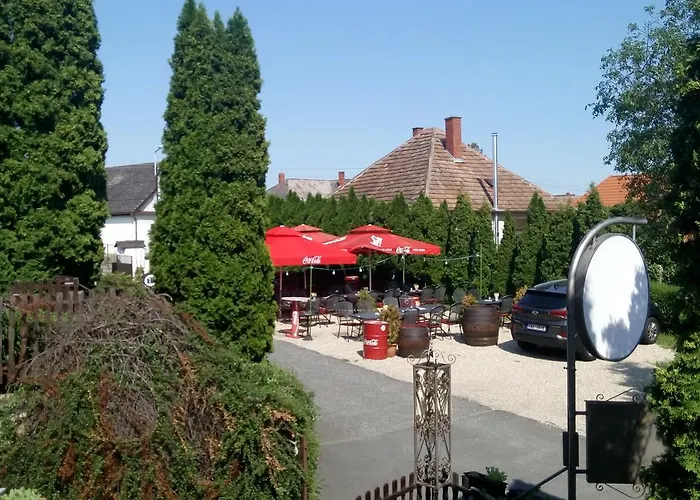 Feherlo Vendeghaz & Restaurant בית הארחה 4*
