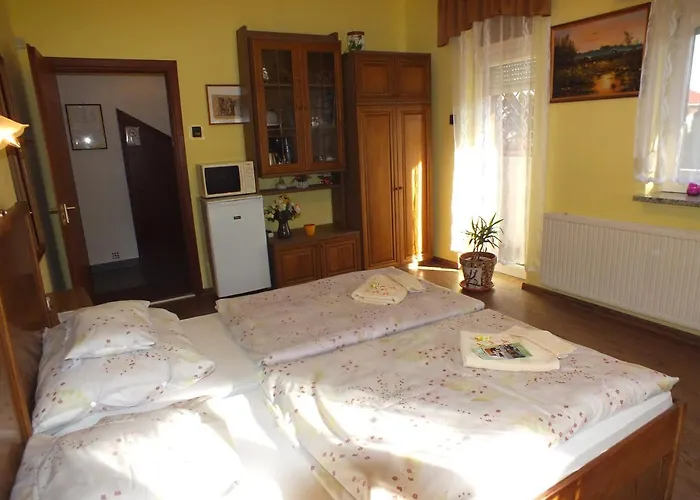 Maison d'hôtes Fehérló Vendégház&restaurant 4*